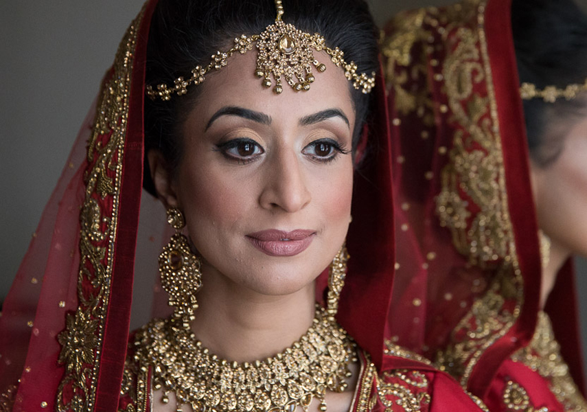 Female Asian Wedding Photographer for Sikh Wedding Ceremony